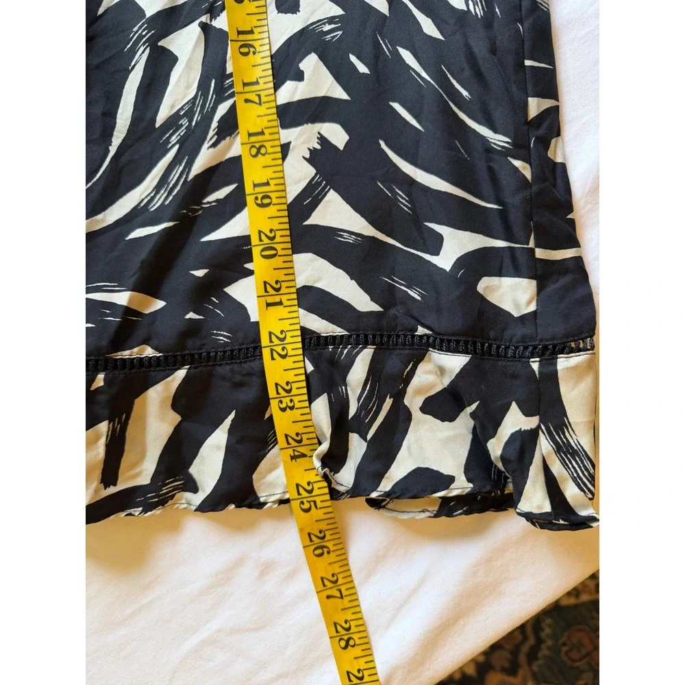 The Limited Silk Black Cream Abstract Floral Midi Skirt Size 4 Dark Academia